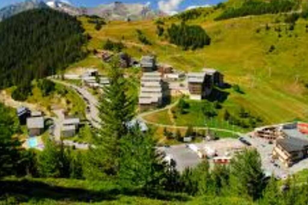 Appt 43 M2 Station Auris En Oisans - Alpes D Huez Apartamento Exterior foto